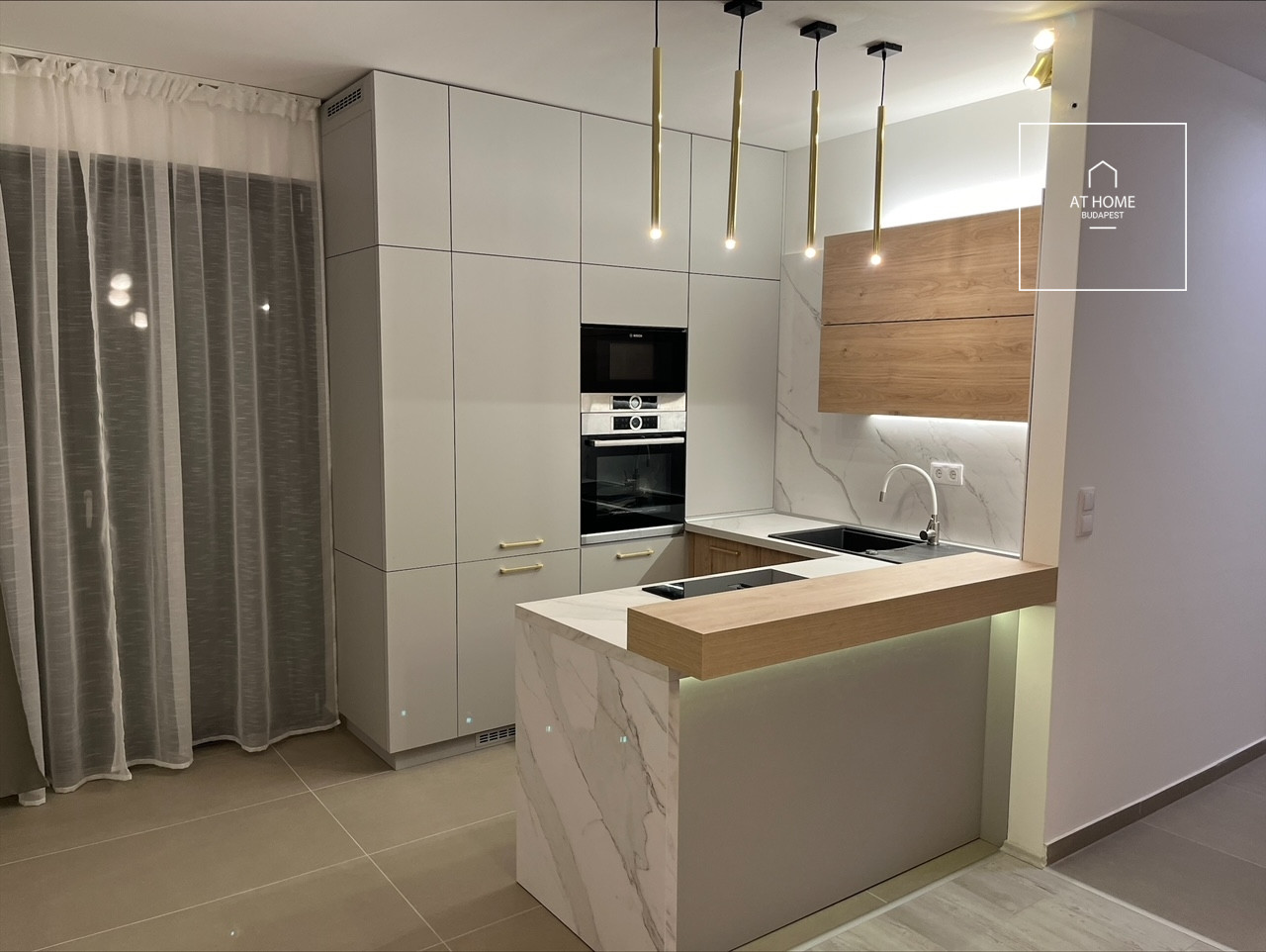 Newly built, two-bedroom apartment in Budapest\'s 6th district, Terézváros