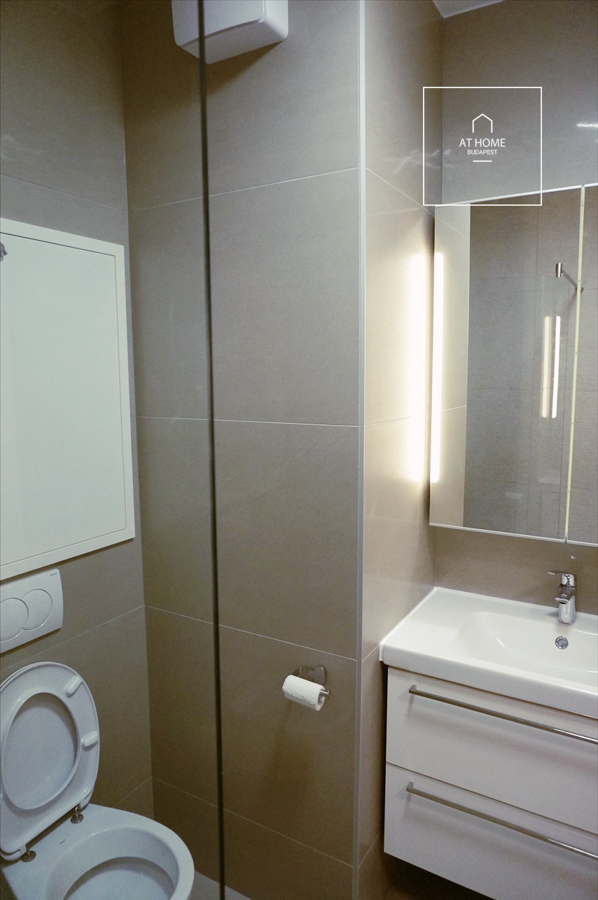 Newly built, two-bedroom apartment in Budapest\'s 6th district, Terézváros
