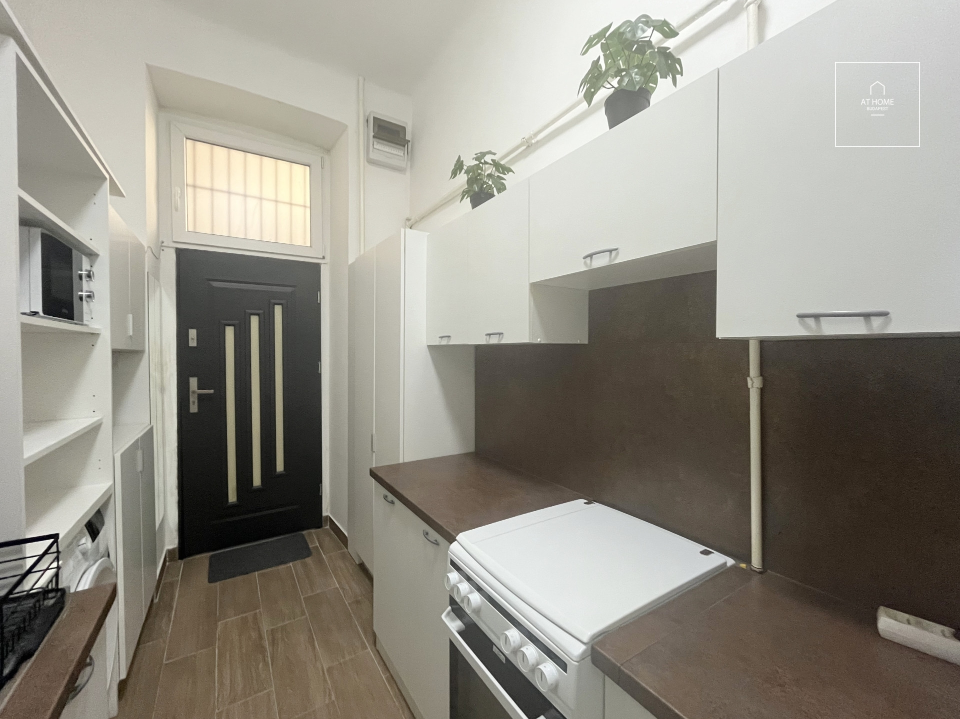 Renovated apartment with a gallery for sale in Krisztinaváros, Budapest.