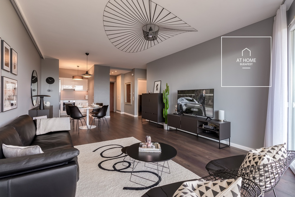 Renovated apartment for rent in the 2nd district of Budapest, in Rózsadomb.