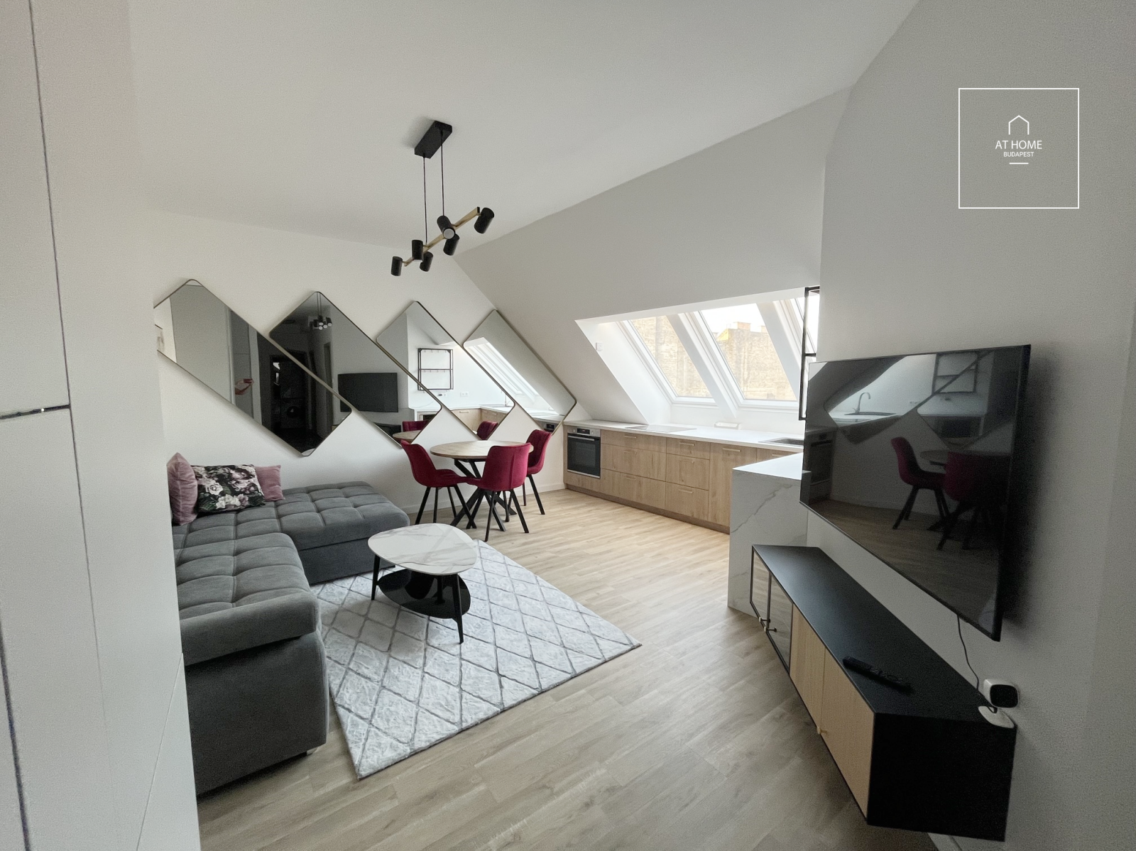 Modern Apartment for Rent in the Heart of Terézváros