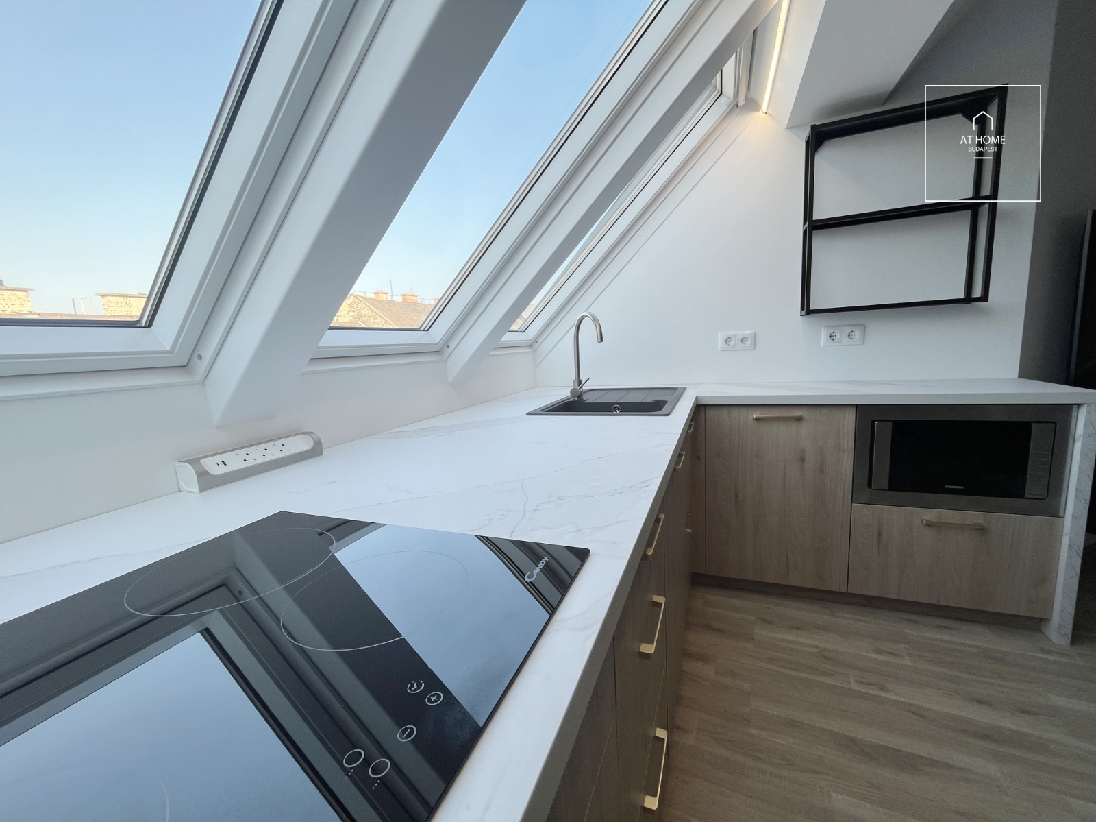 Modern Apartment for Rent in the Heart of Terézváros