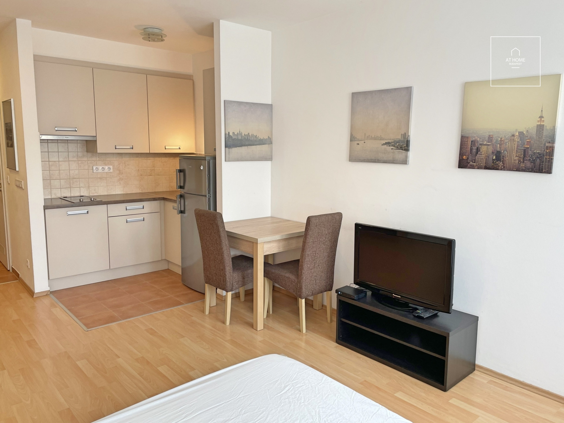 Sunny studio apartment for rent near the University of Veterinary Medicine