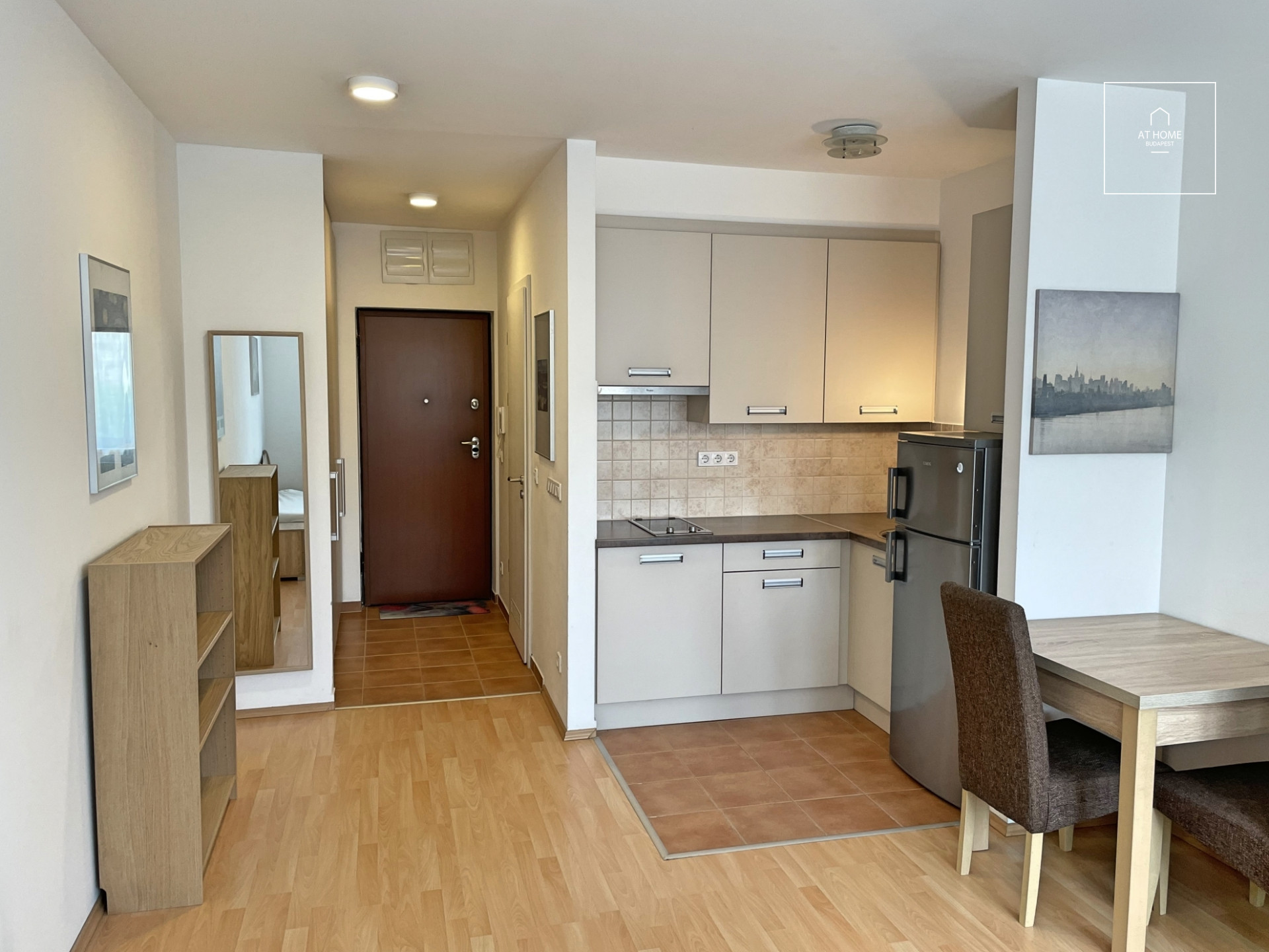 Sunny studio apartment for rent near the University of Veterinary Medicine