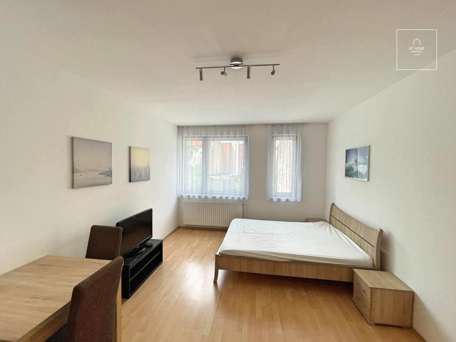 Sunny studio apartment for rent near the University of Veterinary Medicine