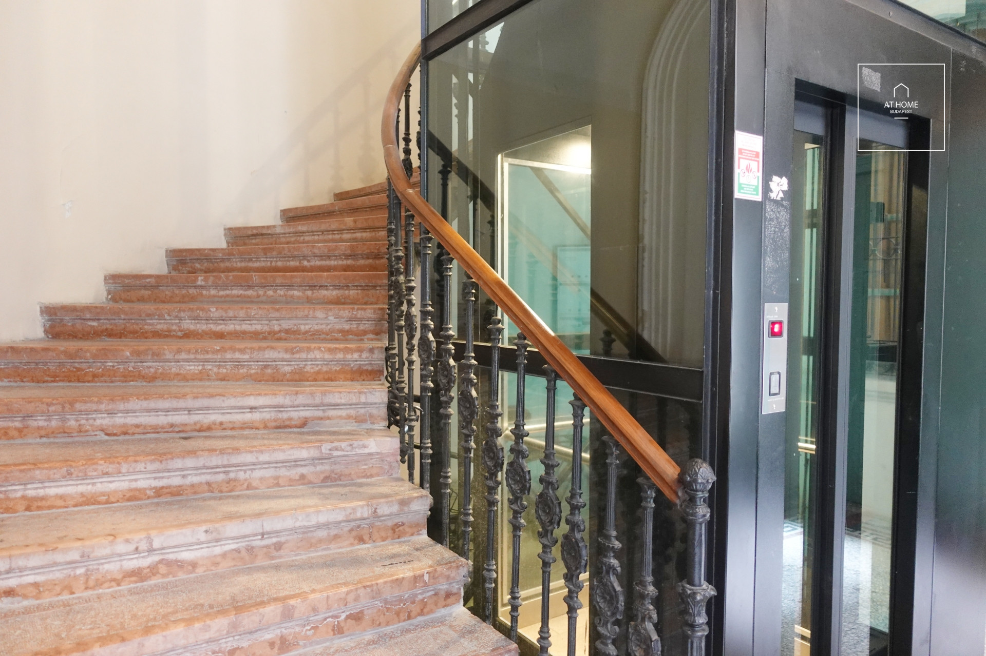 Elegant Three-Level Apartment with Panoramic Terrace for Rent in the Heart of Budapest