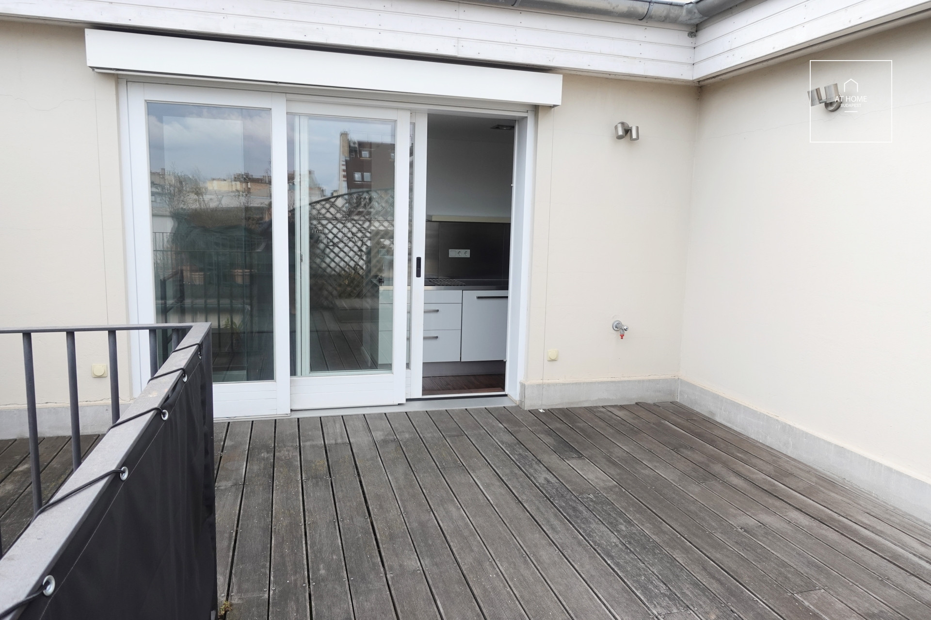 Elegant Three-Level Apartment with Panoramic Terrace for Rent in the Heart of Budapest