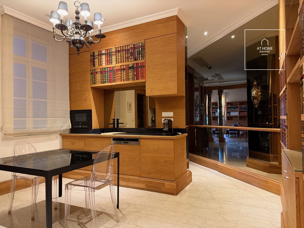Premium apartment for rent in Budapest, District VI, Terézváros