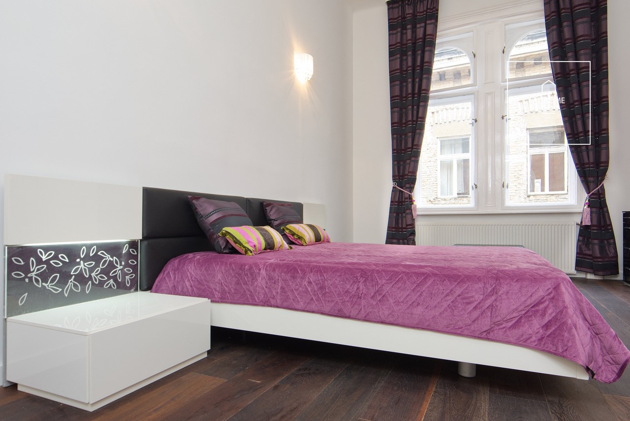 Elegant apartment for rent Budapest VI. district, Terézváros