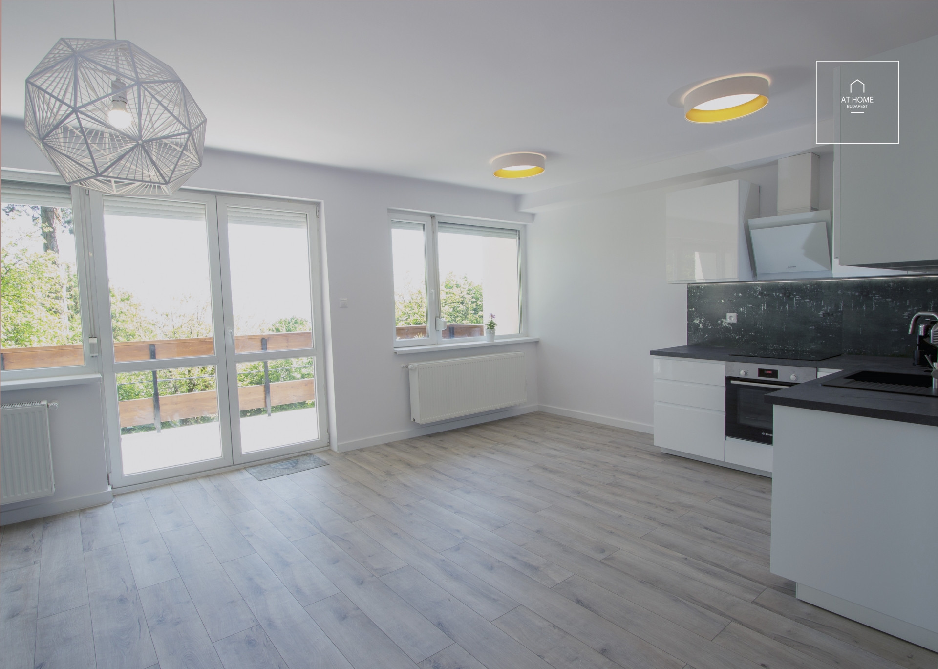 Panoramic, Fully Renovated Apartment with a Large Terrace in a Green Hillside Area