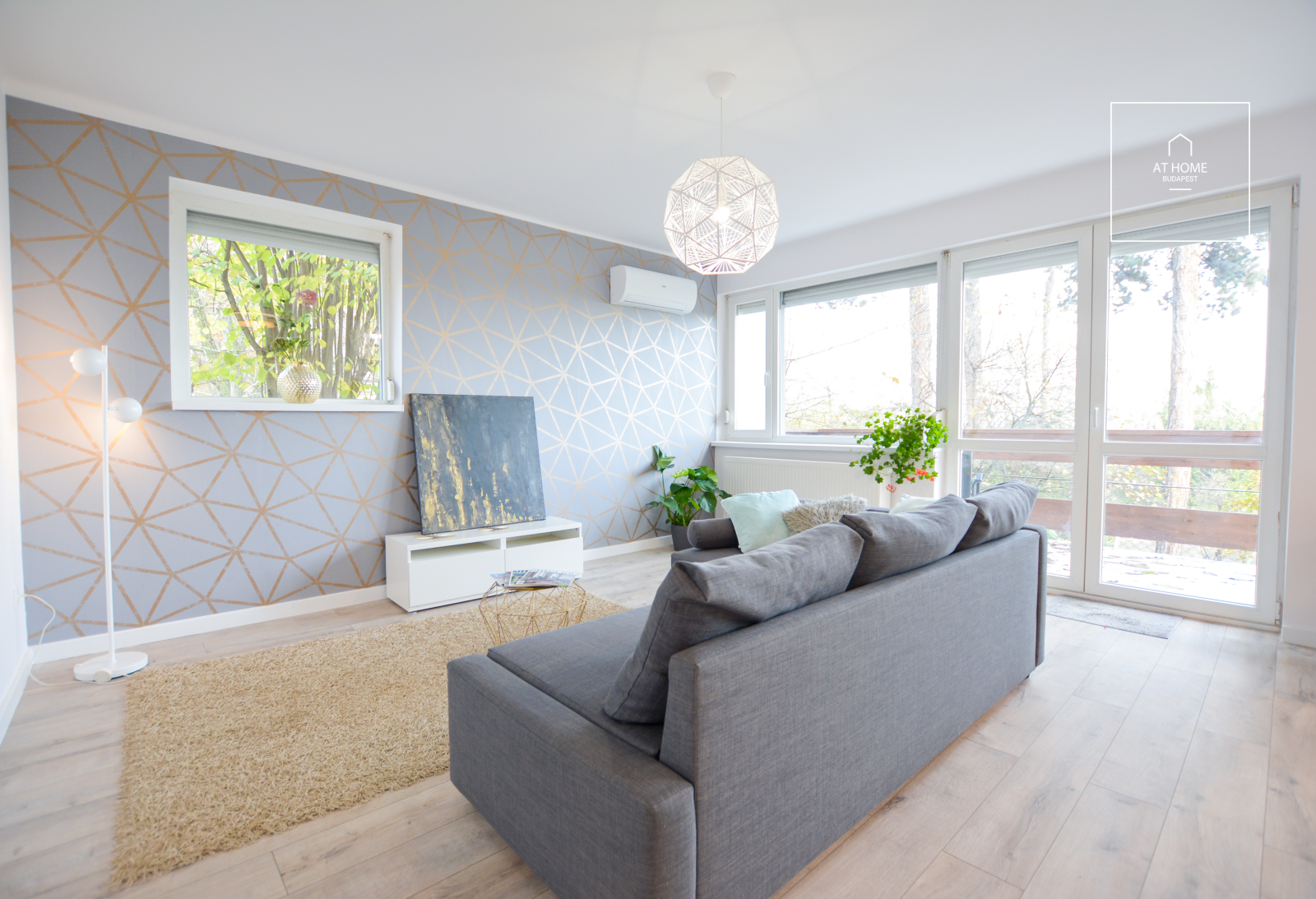 Panoramic, Fully Renovated Apartment with a Large Terrace in a Green Hillside Area