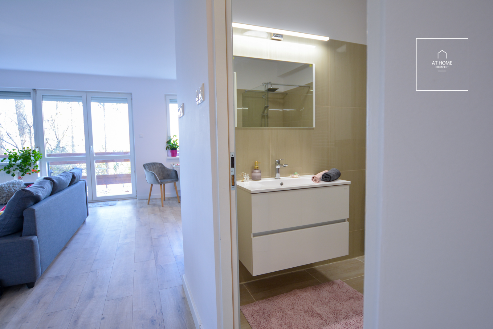 Panoramic, Fully Renovated Apartment with a Large Terrace in a Green Hillside Area