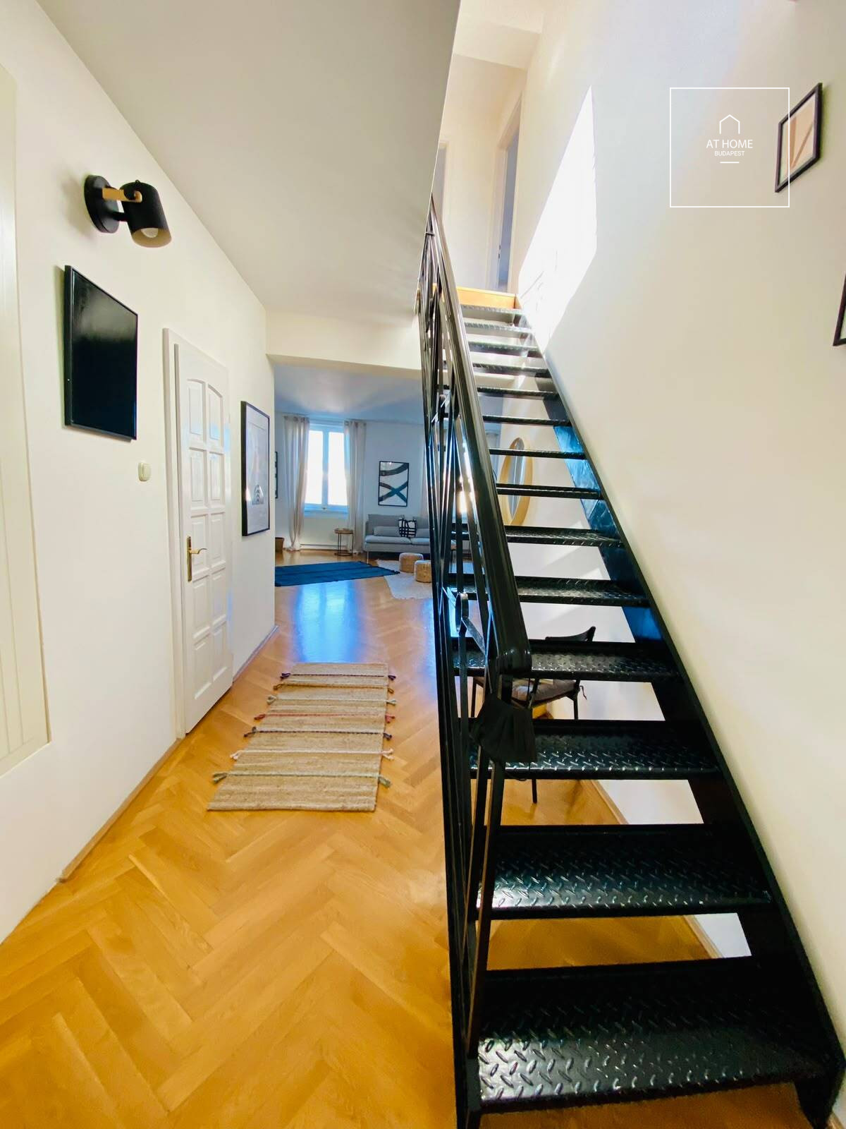 Exclusive Furnished Apartment in the Heart of Krisztinaváros