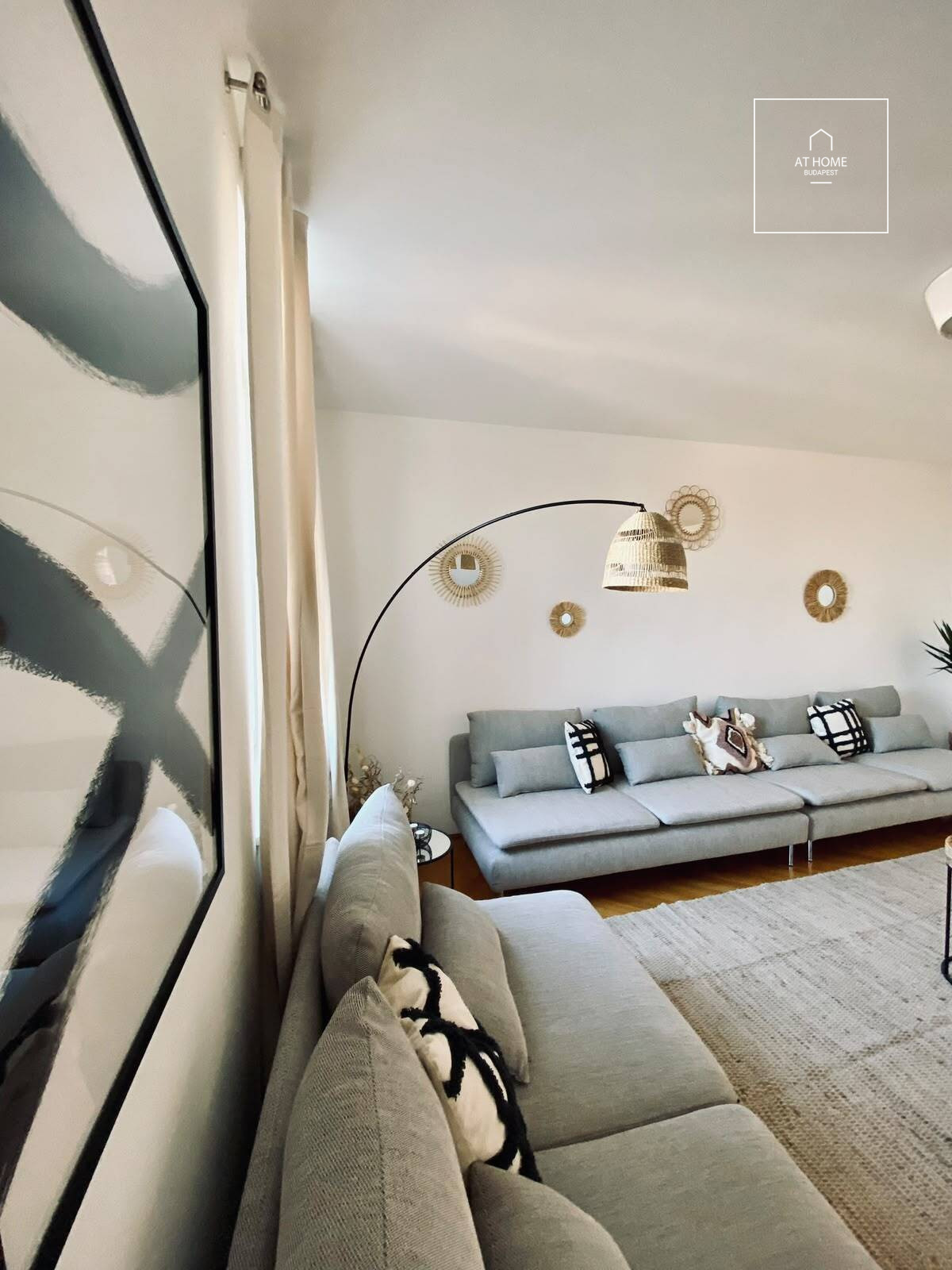Exclusive Furnished Apartment in the Heart of Krisztinaváros