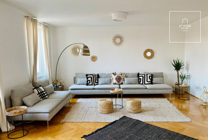 Exclusive Furnished Apartment in the Heart of Krisztinaváros