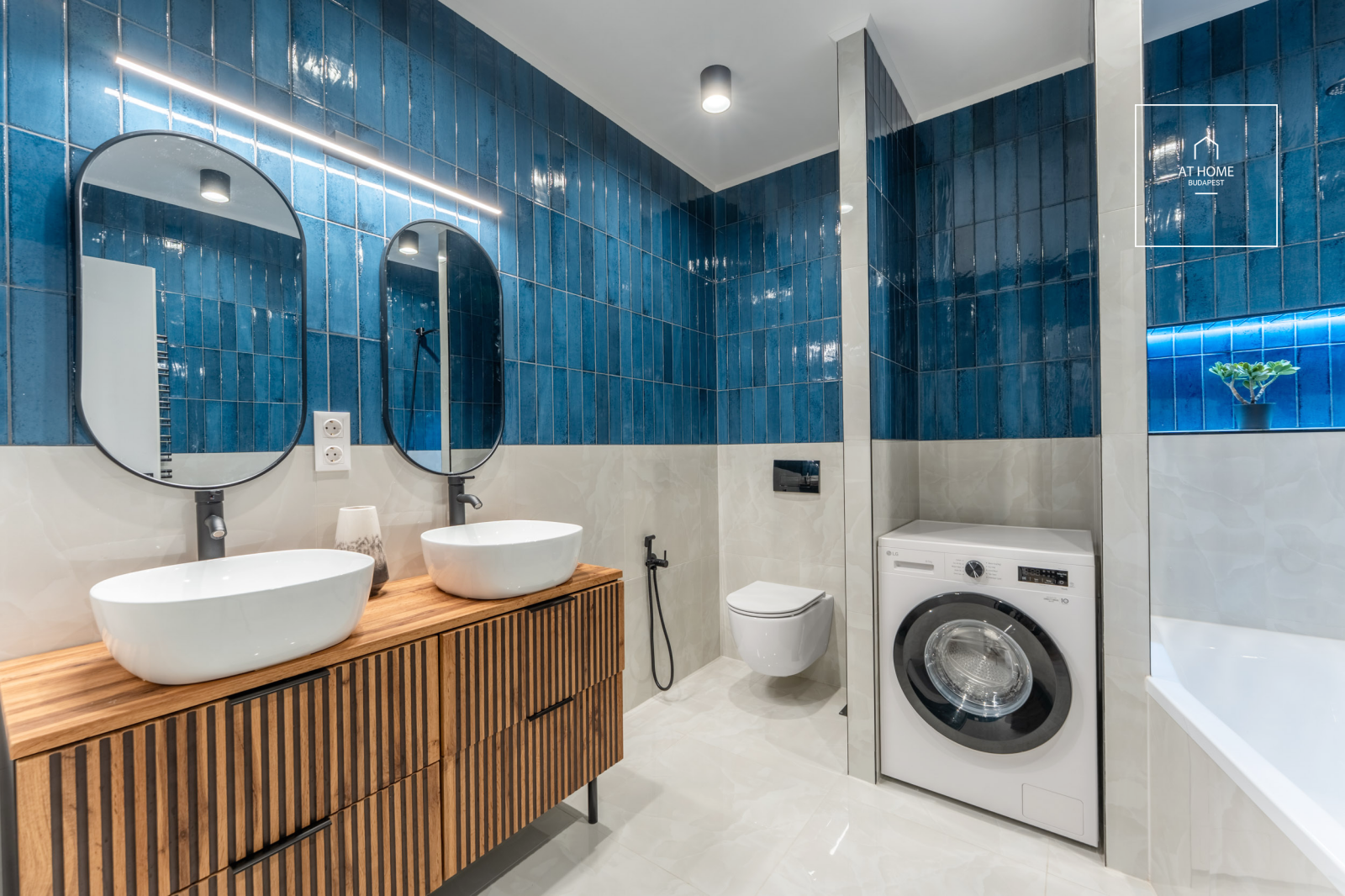 Grand Passage Signature Residence – Luxury Penthouse Apartment in the Heart of Budapest