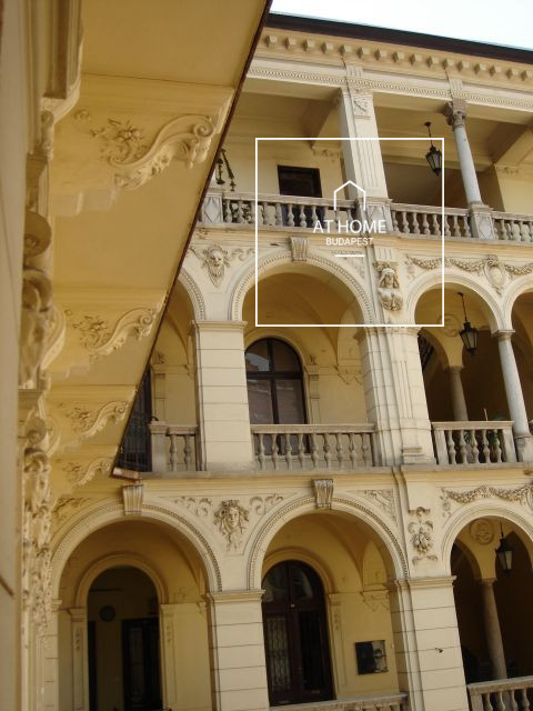 Sunny apartment for rent Budapest VI. district, Terézváros