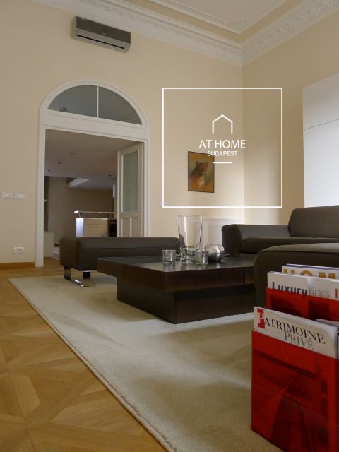 Sunny apartment for rent Budapest VI. district, Terézváros