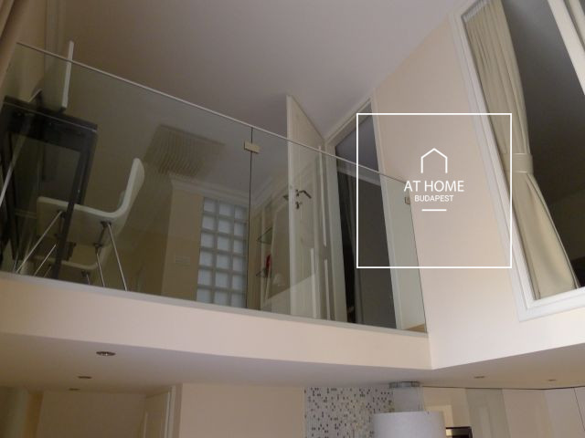 Sunny apartment for rent Budapest VI. district, Terézváros