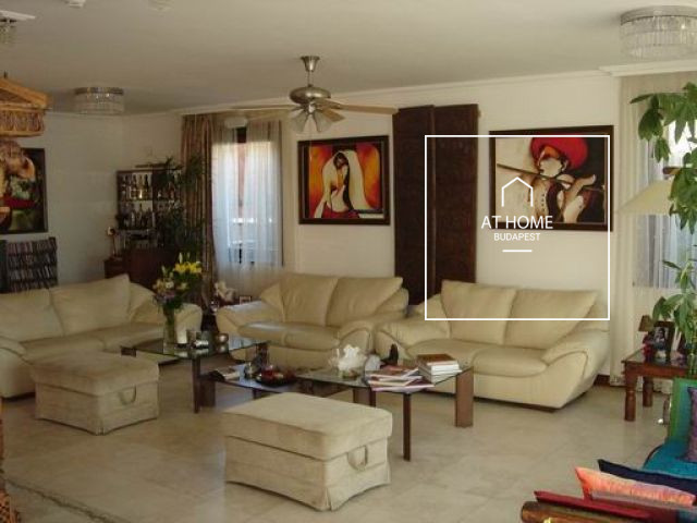 Sunny detached house II/A. district, Máriaremete
