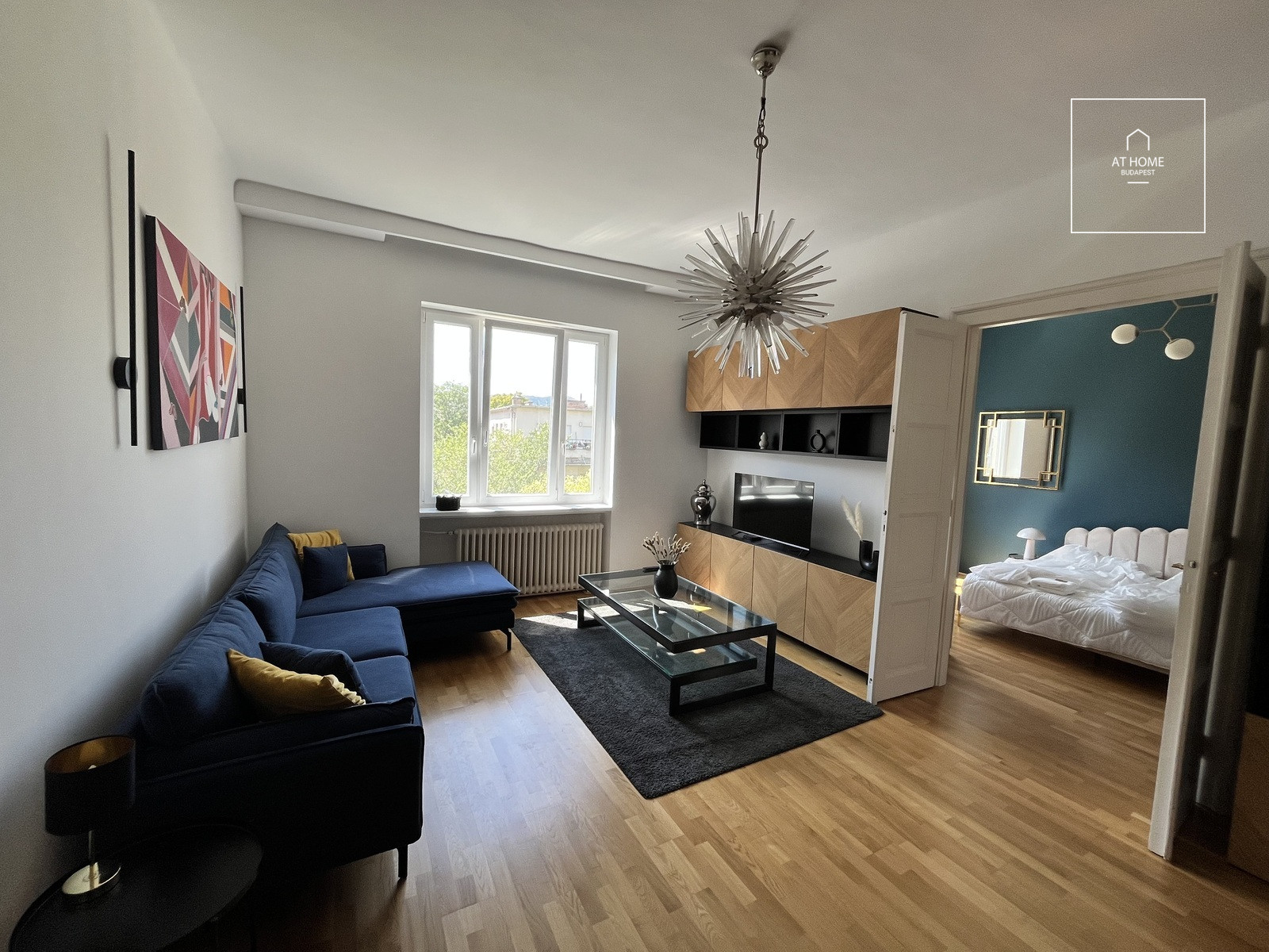 Elegant 3 Bedroom Apartment in Országút, District II