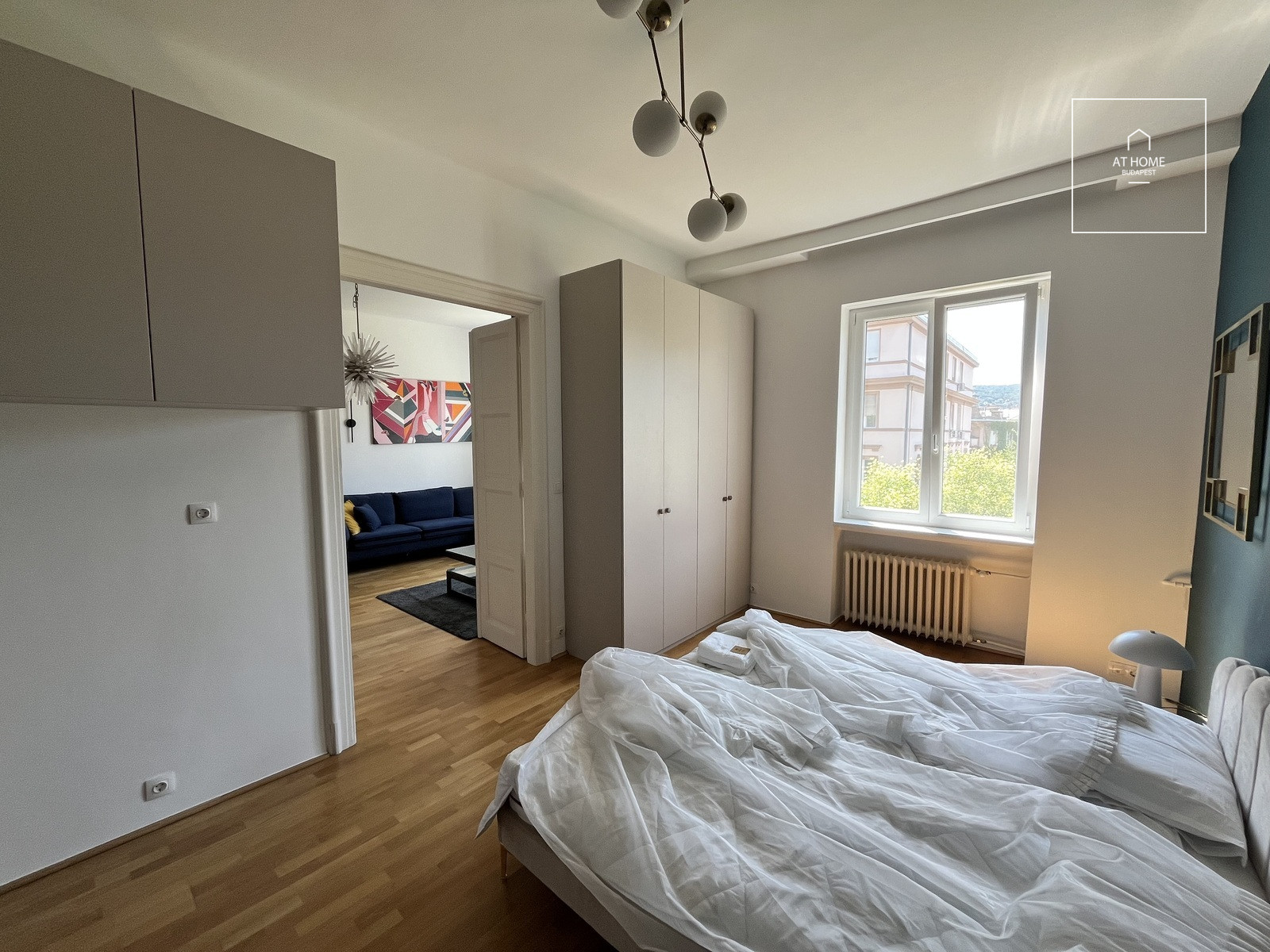 Elegant 3 Bedroom Apartment in Országút, District II