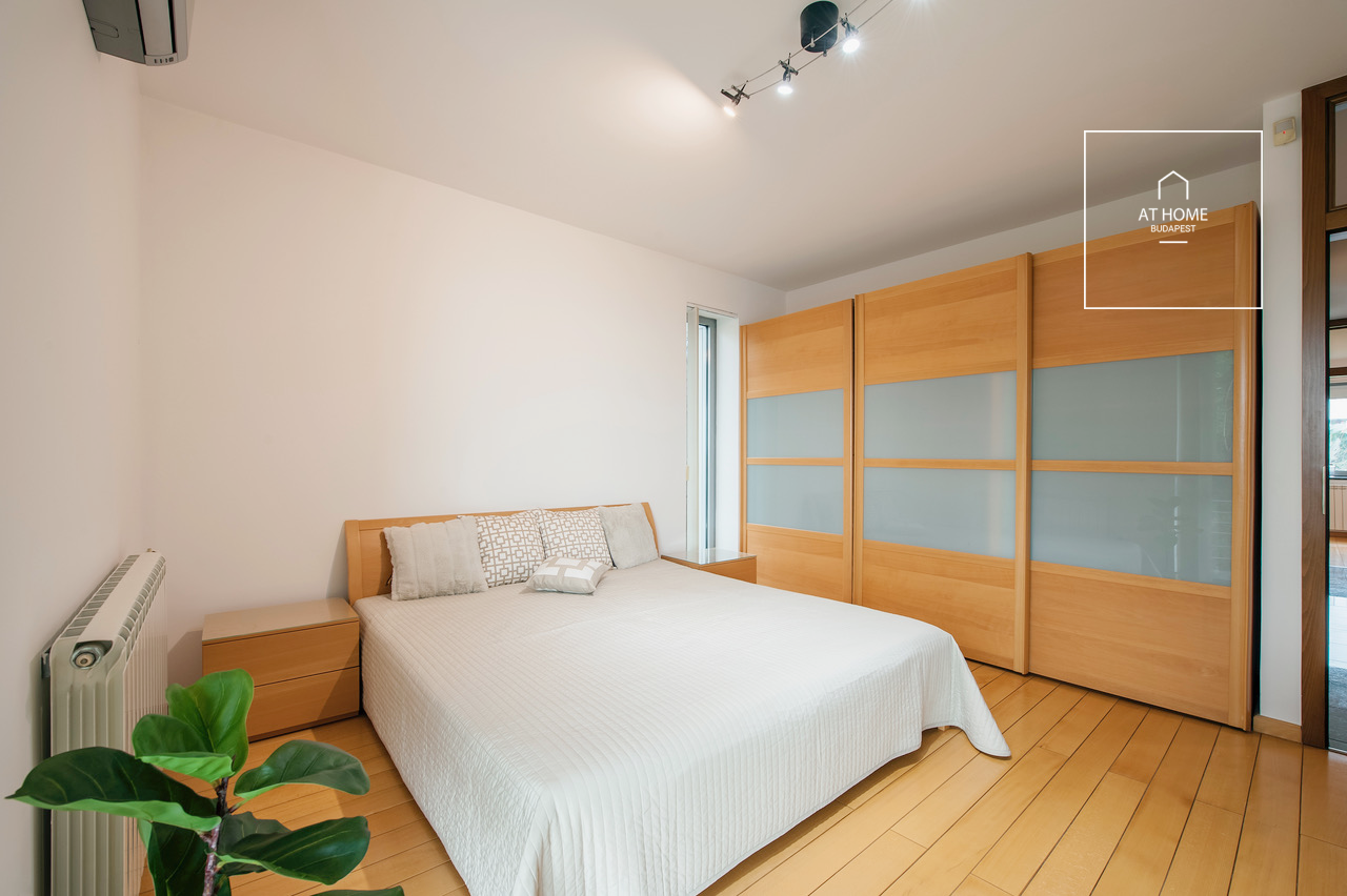 Panoramic Luxury Apartment for Rent in the Green Area of Sashegy