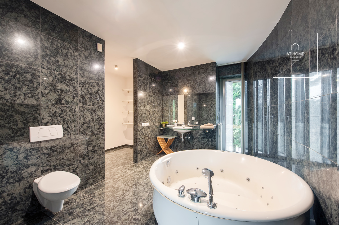 Panoramic Luxury Apartment for Rent in the Green Area of Sashegy