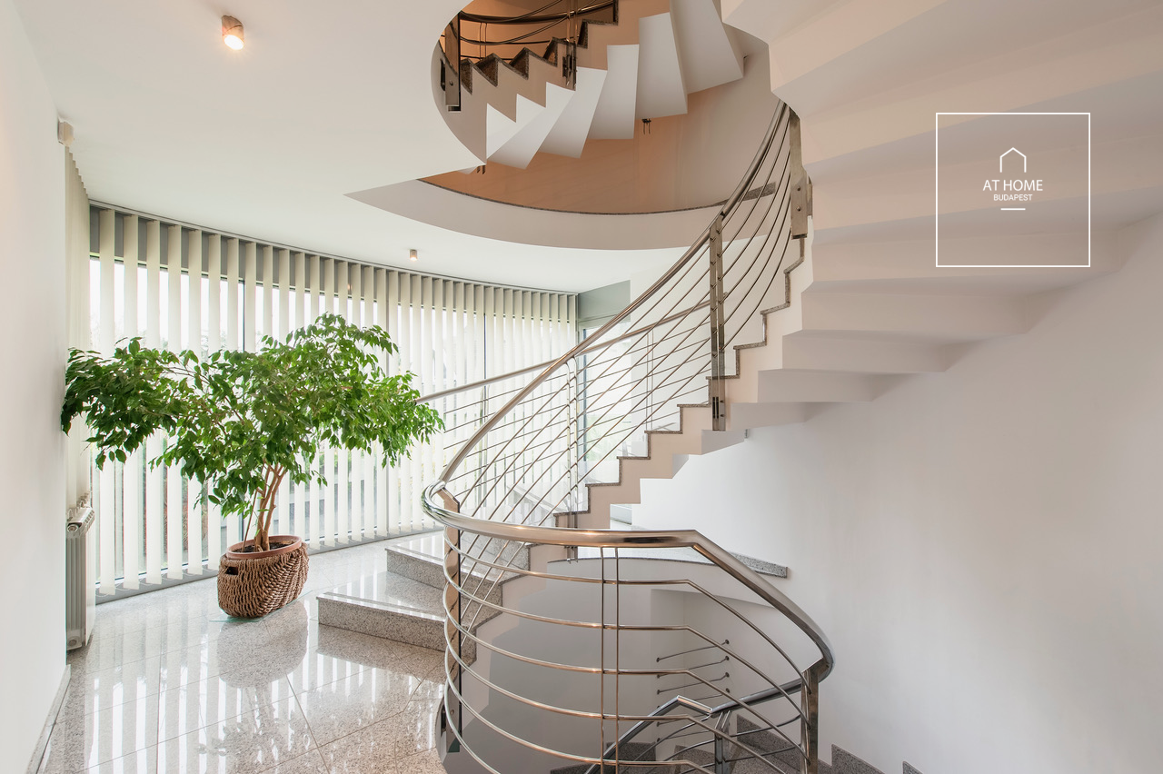Panoramic Luxury Apartment for Rent in the Green Area of Sashegy