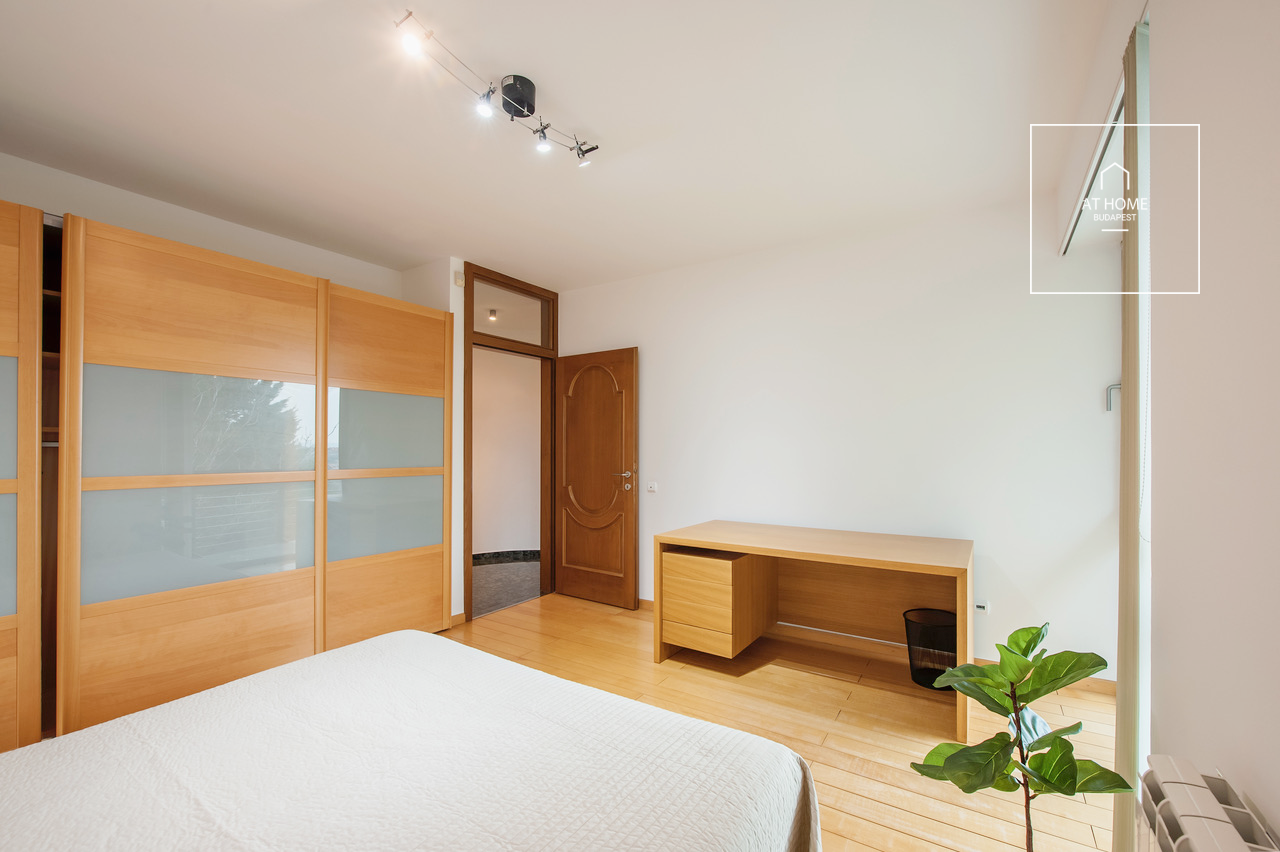 Panoramic Luxury Apartment for Rent in the Green Area of Sashegy