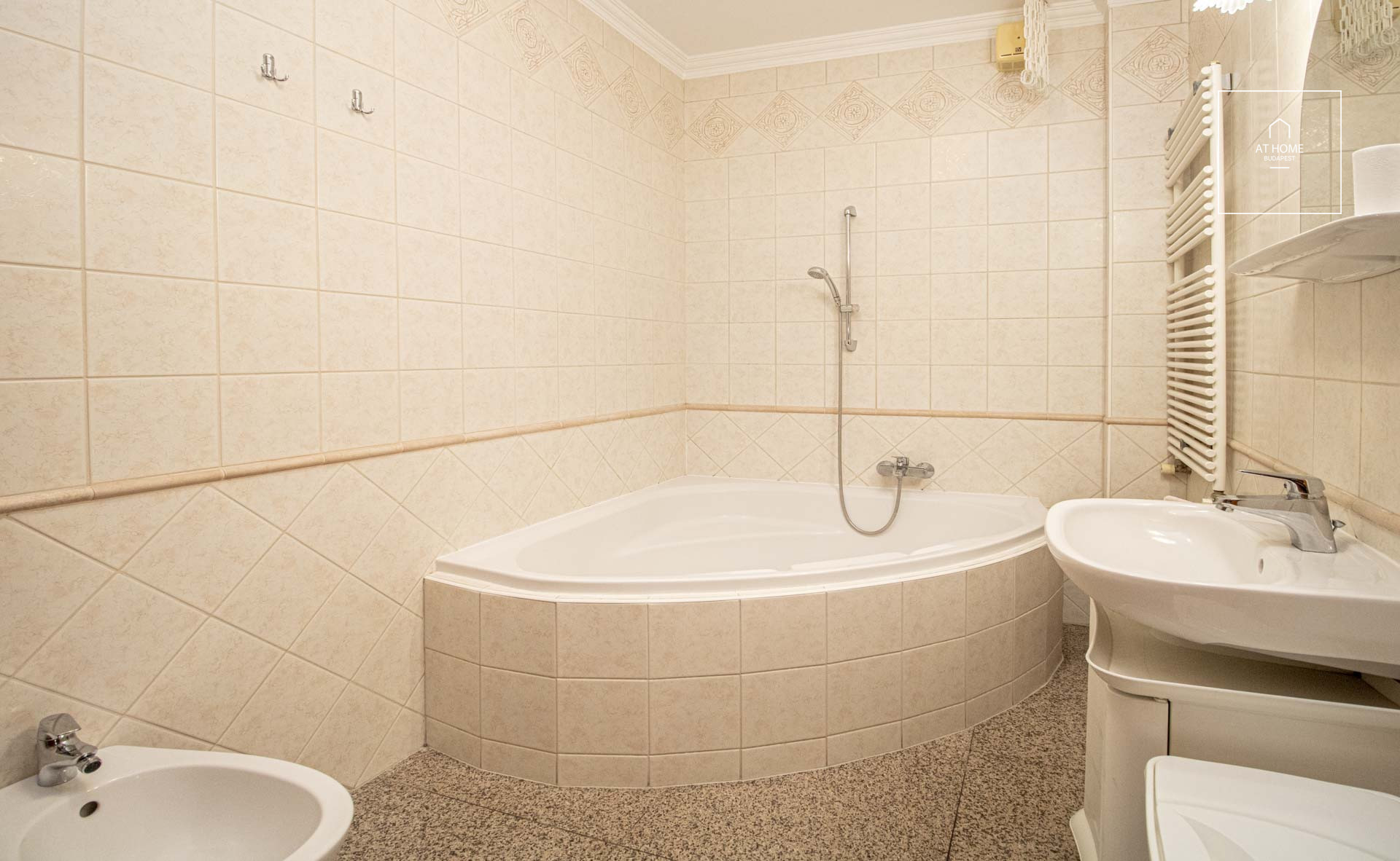 Exclusive apartment for rent Budapest II. district, Pálvölgy