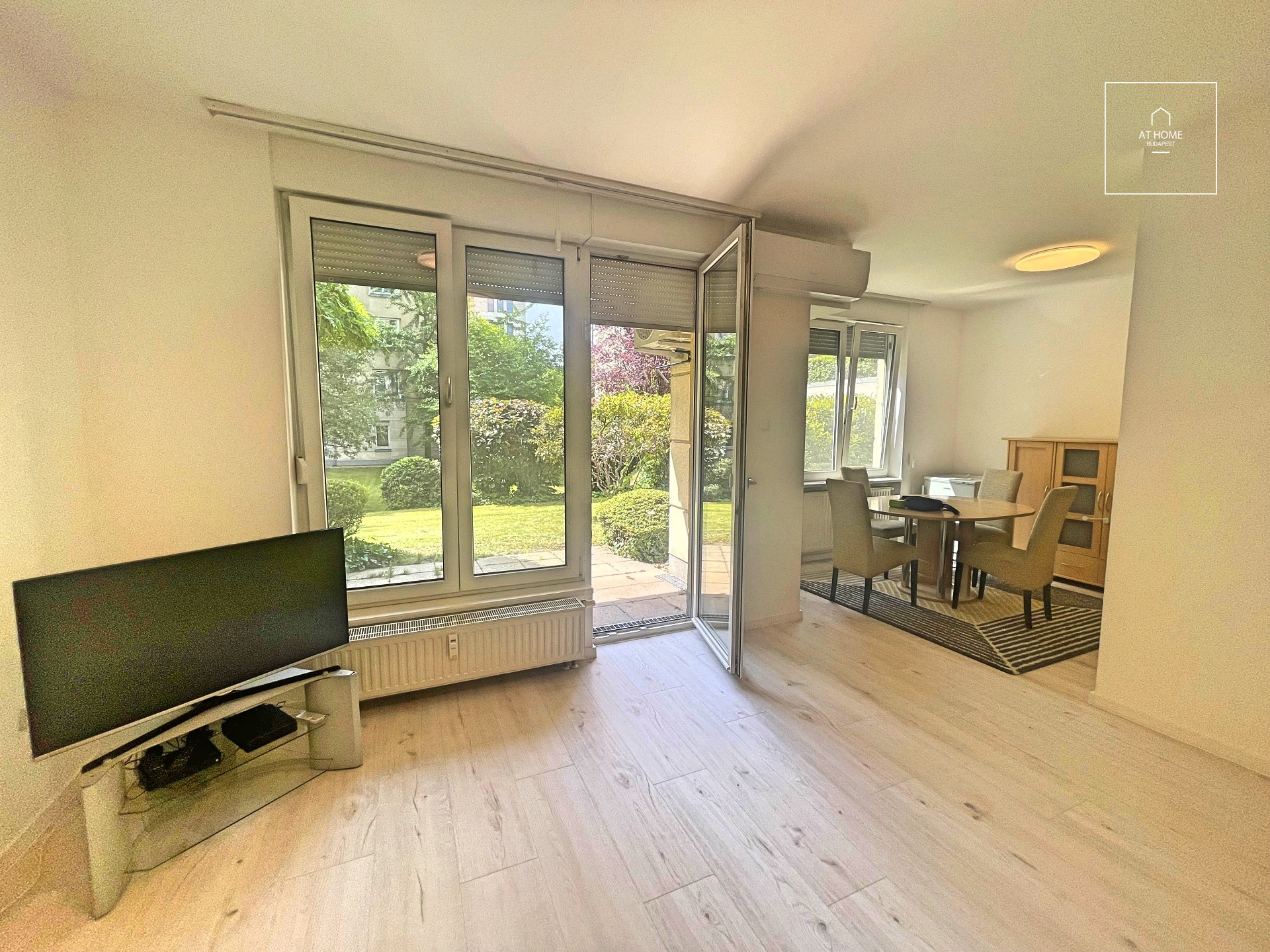 Modern kertkapcsolatos lakás Budapest XII. kerület, Németvölgy