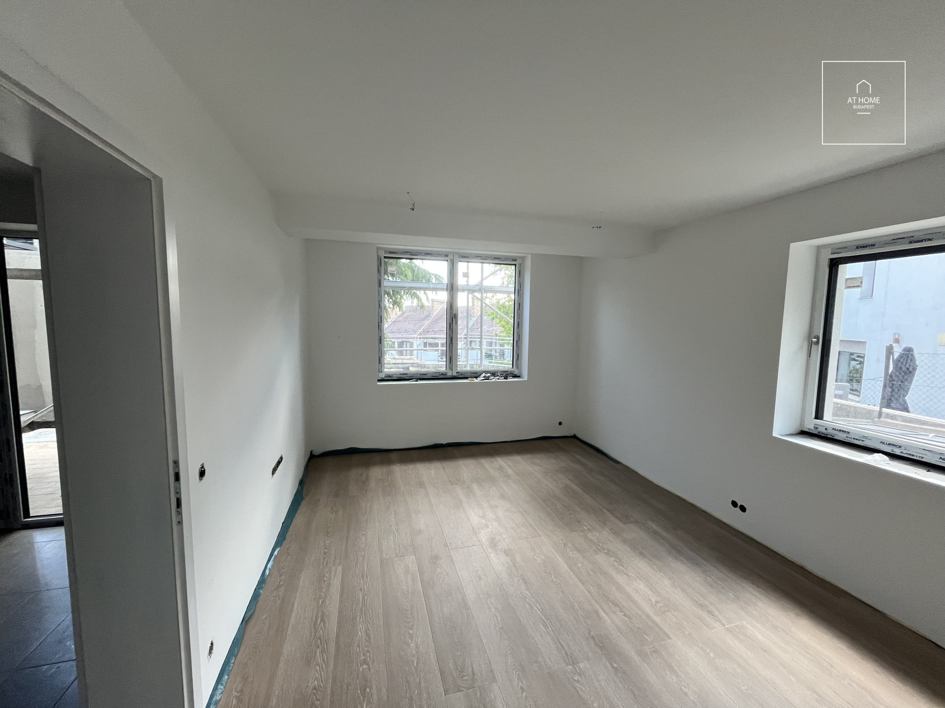 5-bedroom semi-detached house for rent, with terrace and garden, Budapest, II.kerület, Törökvész