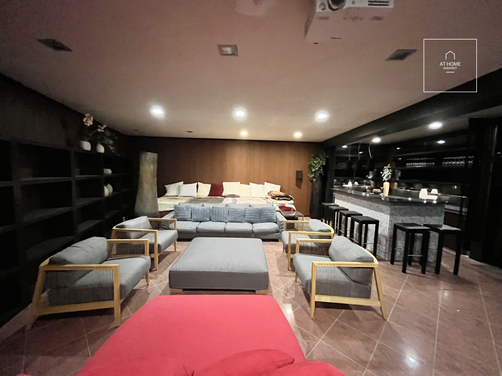 Exceptional Luxury Villa in One of Budapest\'s Most Exclusive Locations