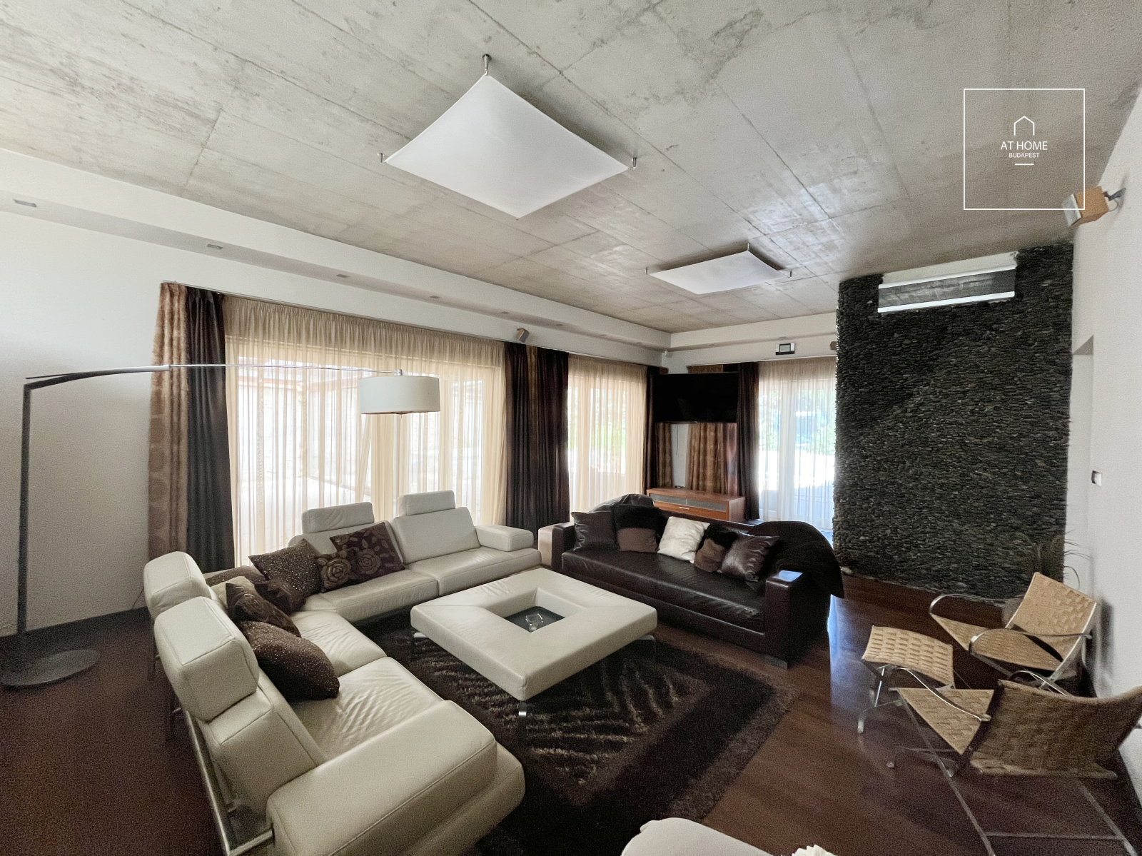 Exceptional Luxury Villa in One of Budapest\'s Most Exclusive Locations
