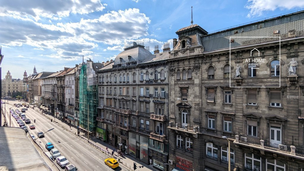 Elegant Renovated Apartment for Rent in the Heart of Budapest