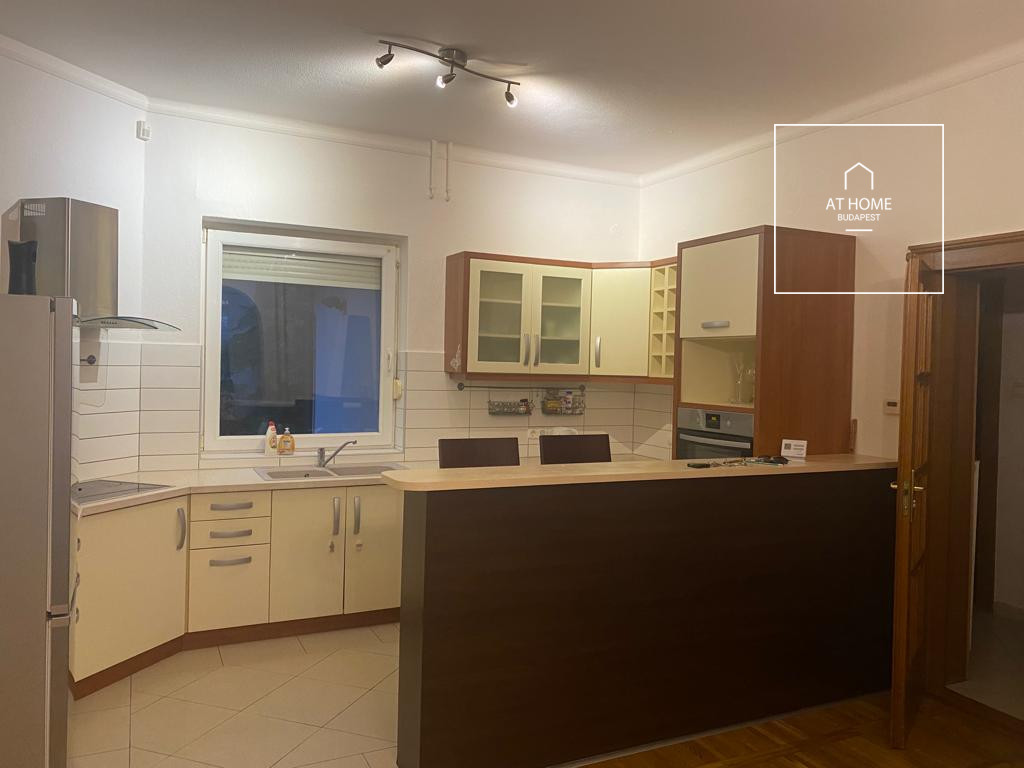 Beautiful detached house for rent  II/A. district, Széphalom