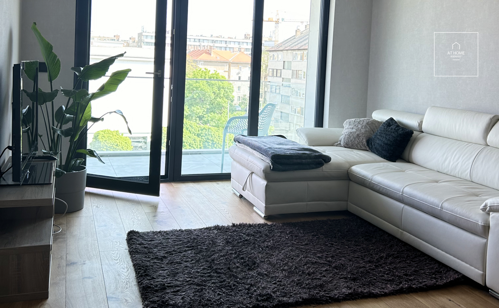 Premium Apartment for Rent in DunaPearl Residence, One of Budapest\'s Most Desirable Districts