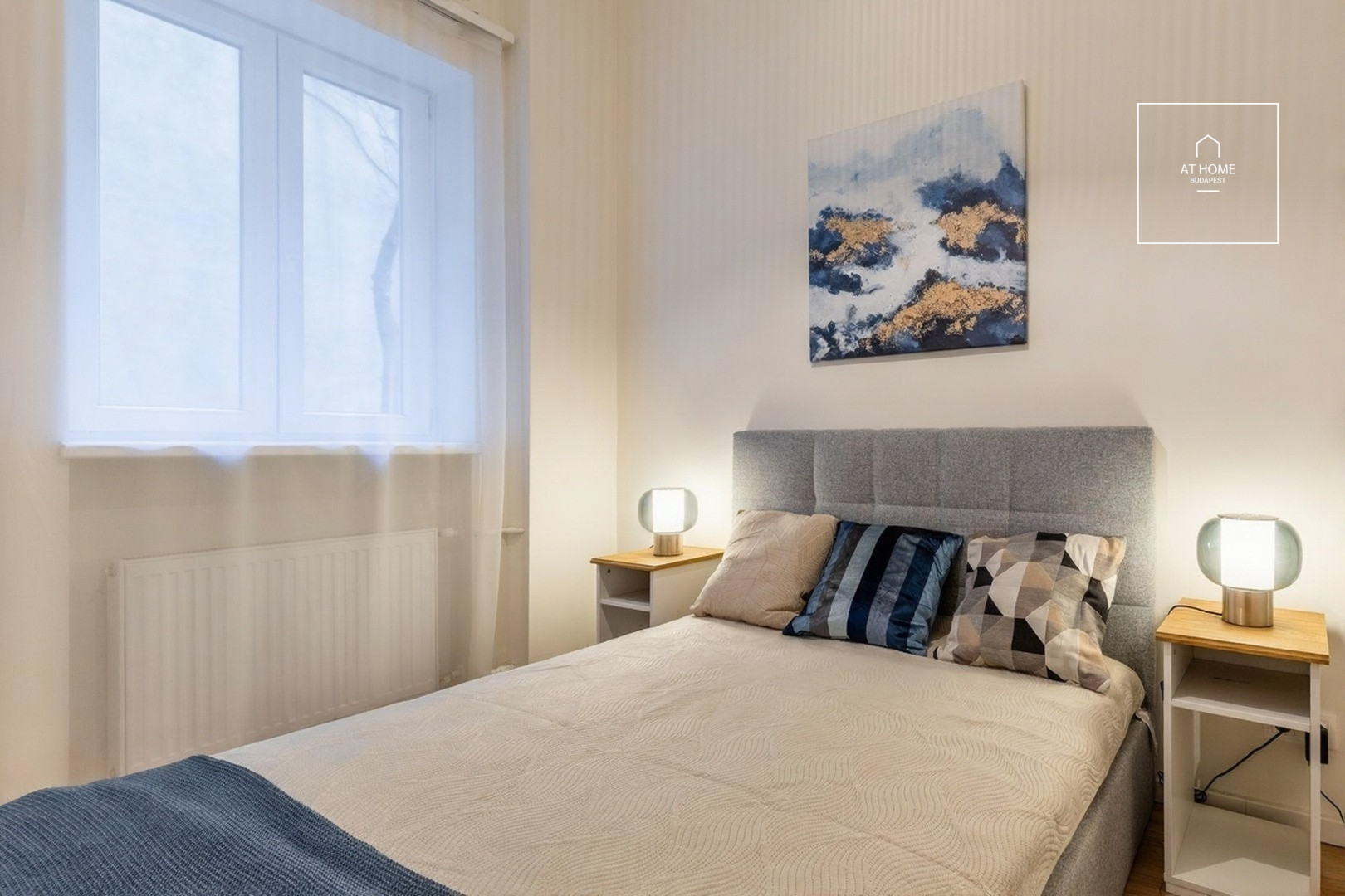 Luxury Apartment for Rent in the Heart of Budapest\'s 2nd District