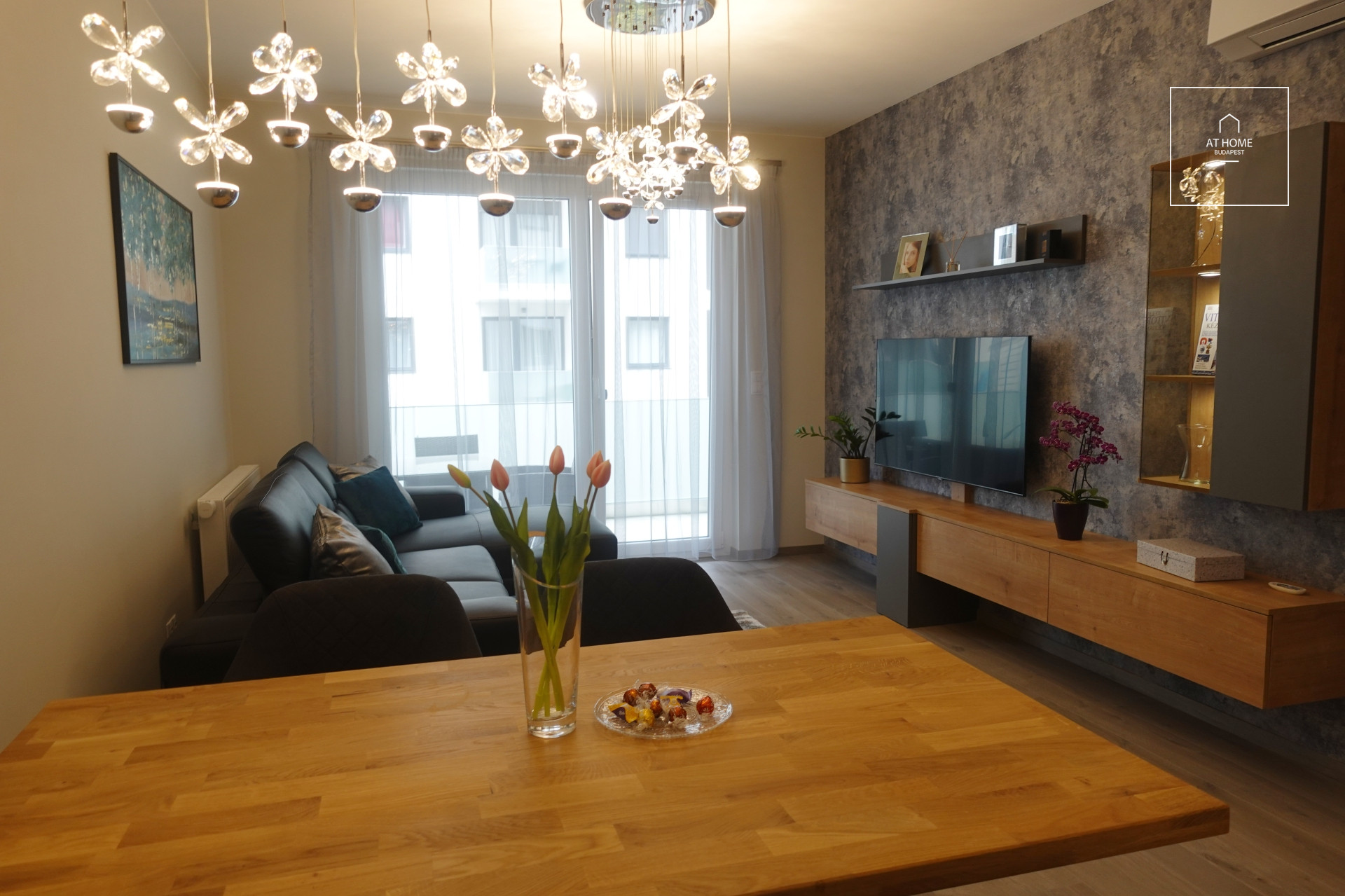 Stunning apartment for rent in VI. district of Budapest