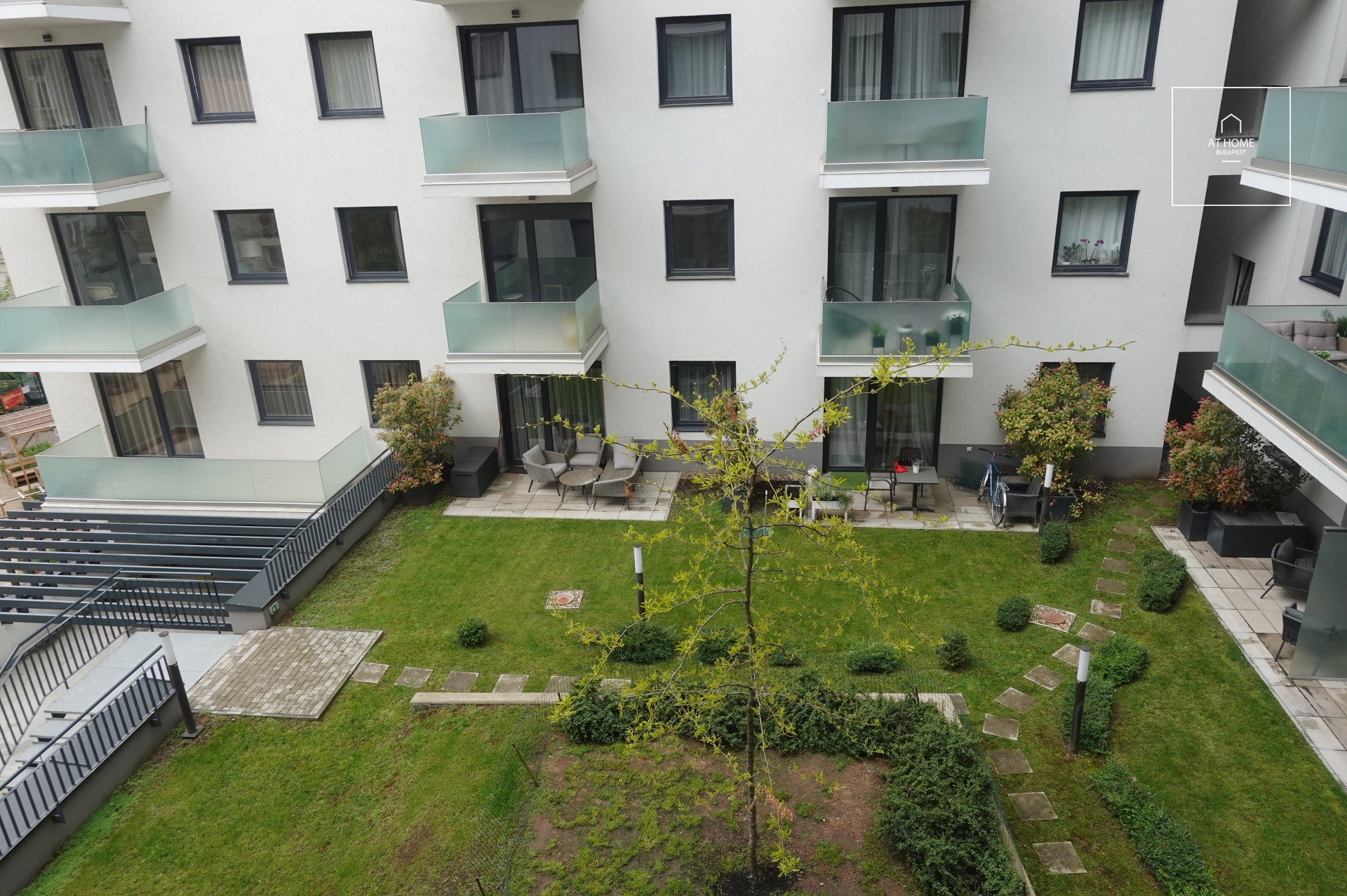 Stunning apartment for rent in VI. district of Budapest