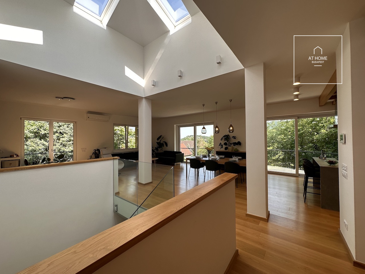 Two-storey 260 sqm, 3-bedroom family house in District II/A, Máriaremete
