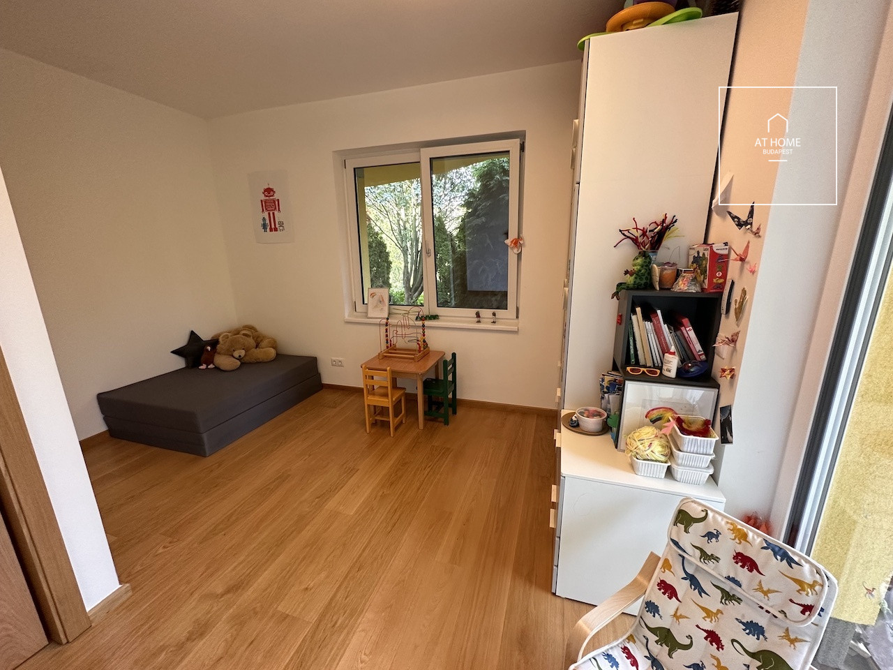 Two-storey 260 sqm, 3-bedroom family house in District II/A, Máriaremete