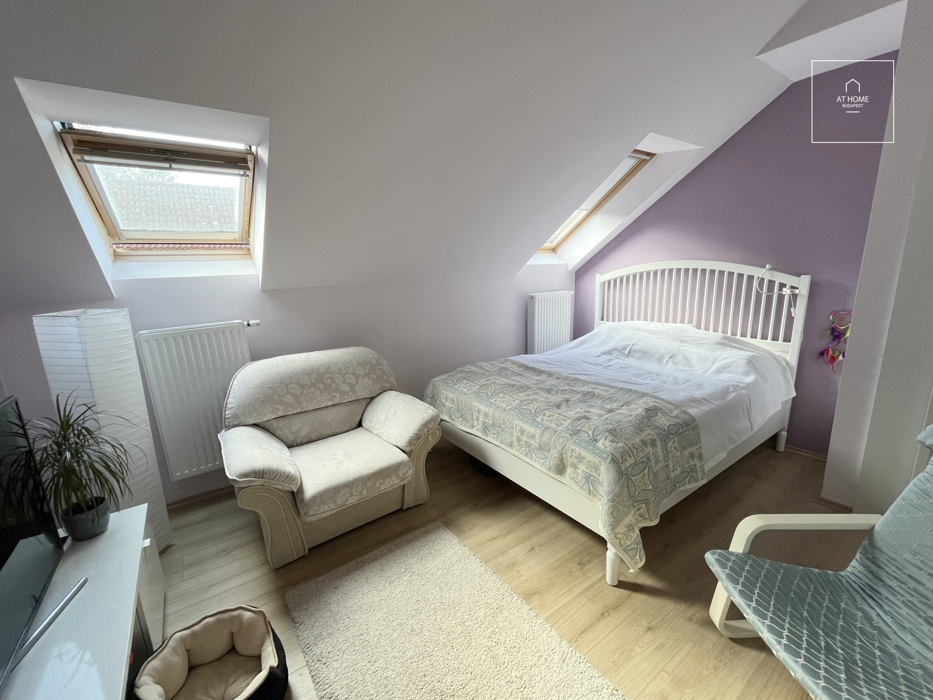 Family House for Sale in Remeteszőlős, on the Immediate Border of Budapest – Ideal for Multi-Generational Living or Investment