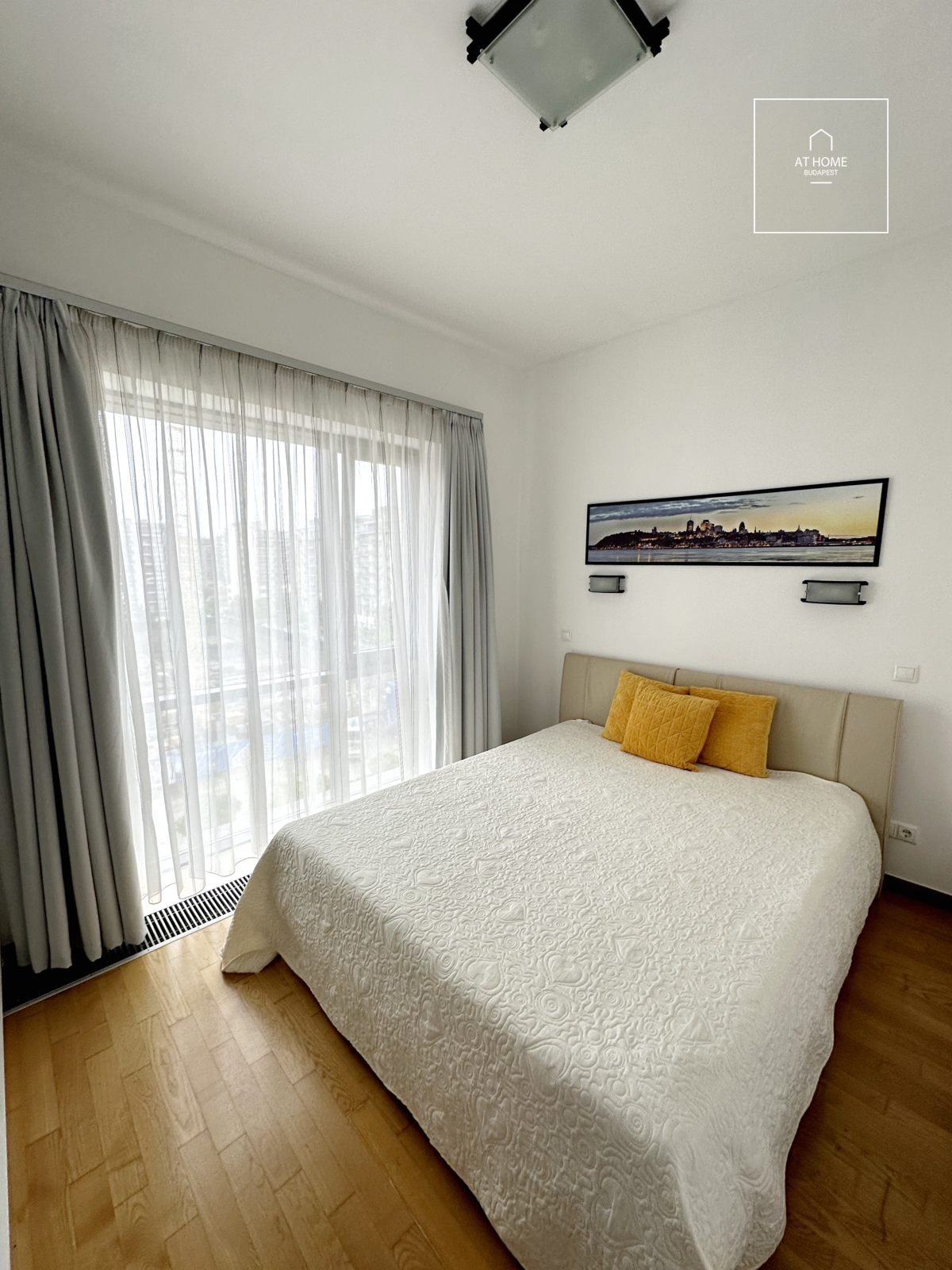 Two-bedroom apartment with panoramic view for rent located in District XIII, Marina part, Budapest