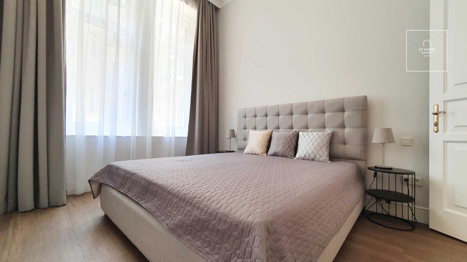 Refurbished apartment for rent Budapest V. district Lipótváros