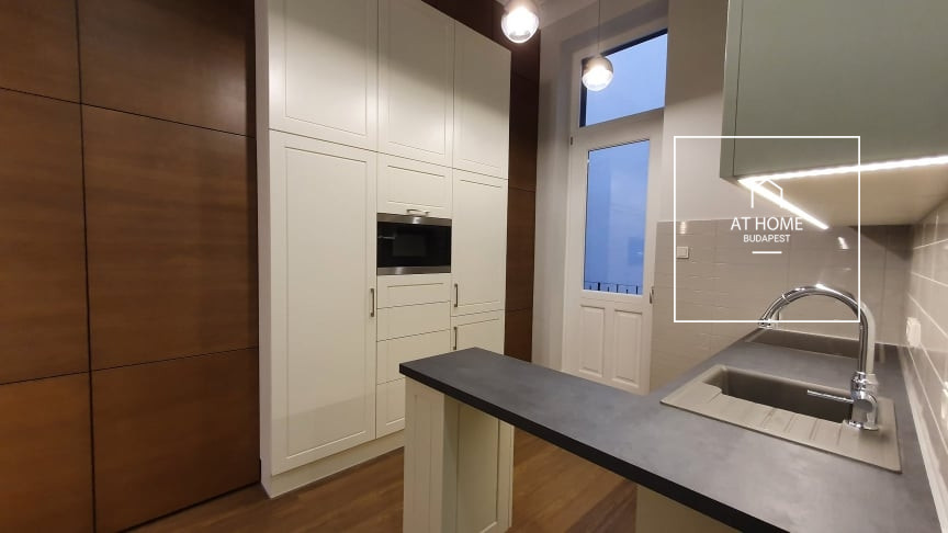 Refurbished apartment for rent Budapest V. district Lipótváros