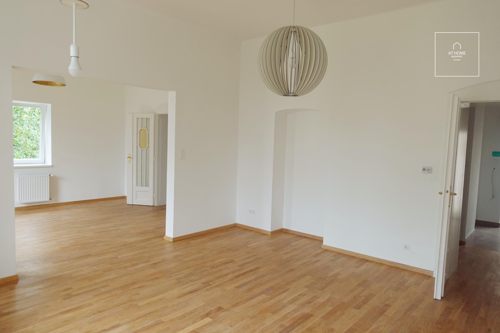 Refurbished beautiful villa apartment for rent in Budapest II. district