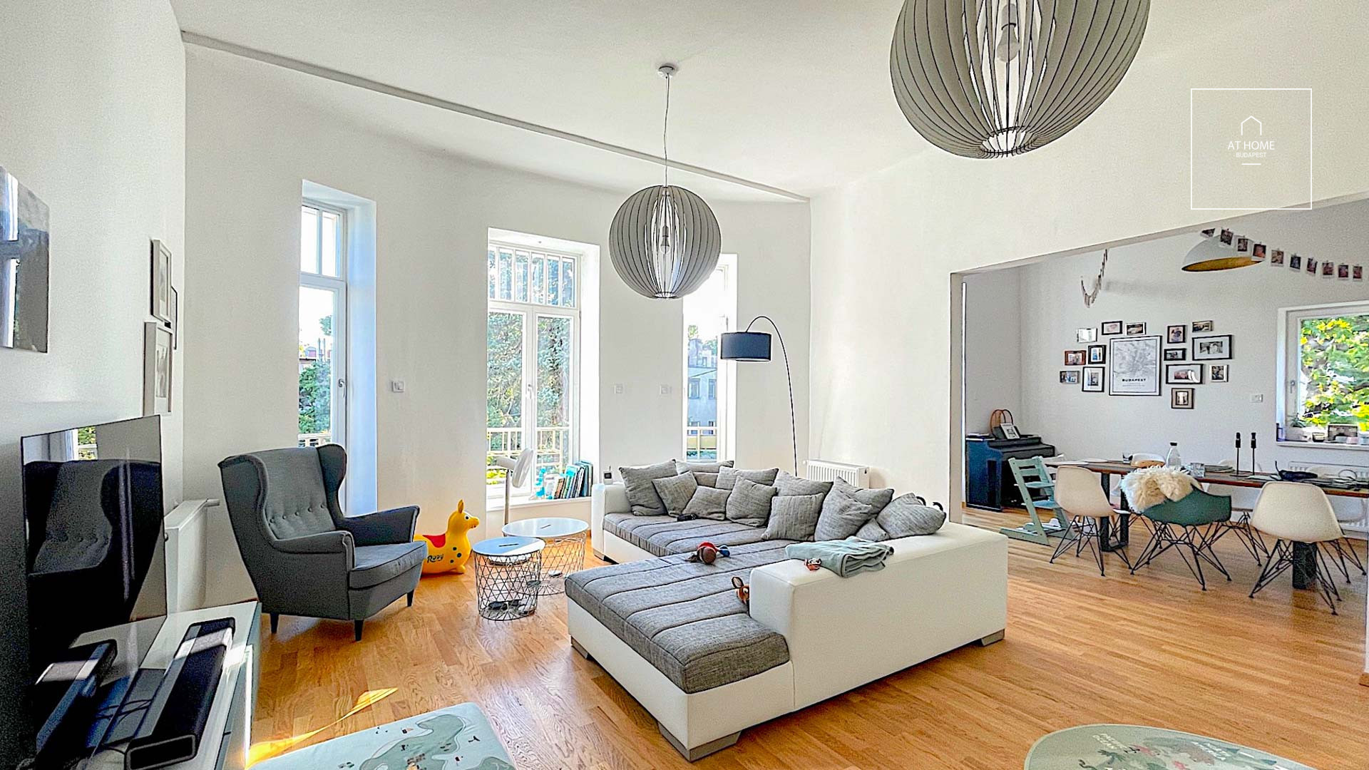 Refurbished beautiful villa apartment for rent in Budapest II. district