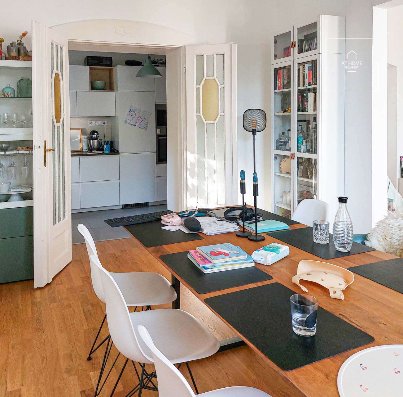 Refurbished beautiful villa apartment for rent in Budapest II. district